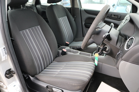 1.6 TDCi Studio Hatchback 5dr Diesel Manual (119 g/km, 89 bhp)