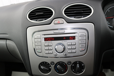 1.6 TDCi Studio Hatchback 5dr Diesel Manual (119 g/km, 89 bhp)