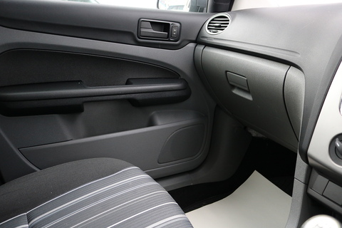 1.6 TDCi Studio Hatchback 5dr Diesel Manual (119 g/km, 89 bhp)