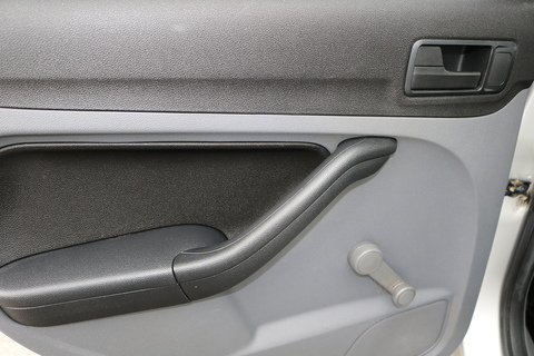 1.6 TDCi Studio Hatchback 5dr Diesel Manual (119 g/km, 89 bhp)