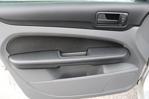 1.6 TDCi Studio Hatchback 5dr Diesel Manual (119 g/km, 89 bhp)