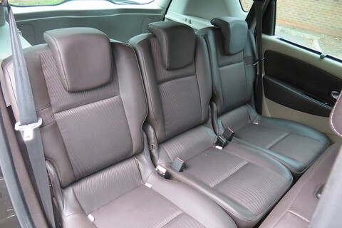 Privilege Tomtom Dci Mpv 1.5 Manual Diesel