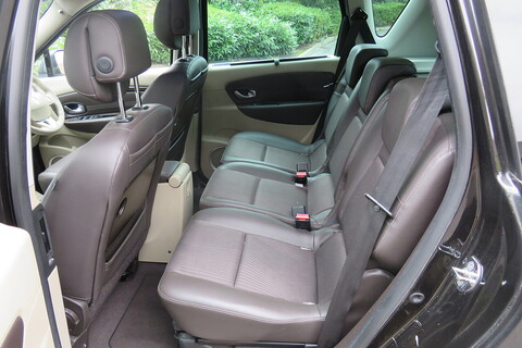 Privilege Tomtom Dci Mpv 1.5 Manual Diesel