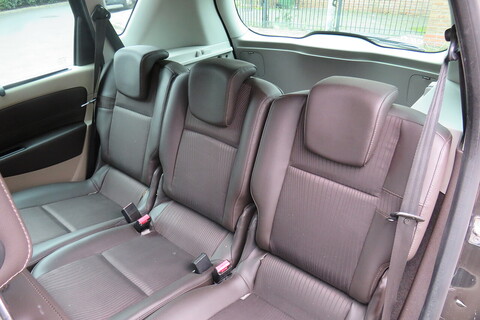 Privilege Tomtom Dci Mpv 1.5 Manual Diesel