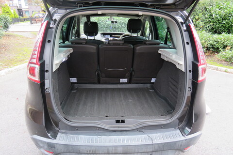 Privilege Tomtom Dci Mpv 1.5 Manual Diesel