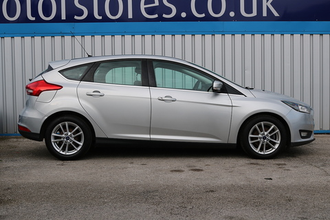 1.5 TDCi Zetec Hatchback 5dr Diesel Manual Euro 6 (s/s) (120 ps)