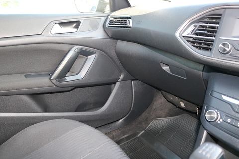 1.6 BlueHDi Access Hatchback 5dr Diesel Manual Euro 6 (s/s) (120 ps)