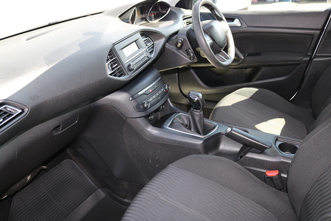 1.6 BlueHDi Access Hatchback 5dr Diesel Manual Euro 6 (s/s) (120 ps)