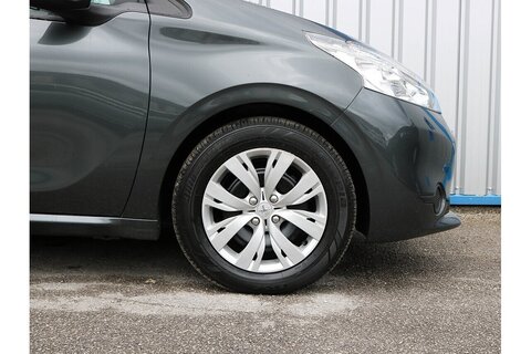 1.6 BlueHDi Access (a/c) Hatchback 5dr Diesel Manual Euro 6 (75 ps)