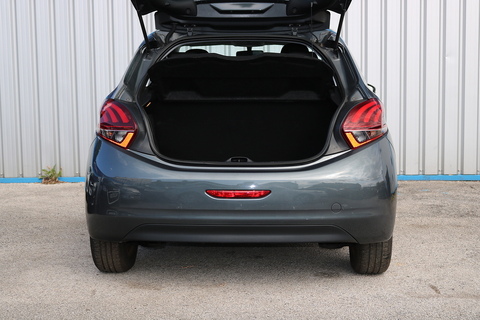 1.6 BlueHDi Access (a/c) Hatchback 5dr Diesel Manual Euro 6 (75 ps)