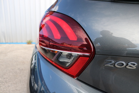 1.6 BlueHDi Access (a/c) Hatchback 5dr Diesel Manual Euro 6 (75 ps)