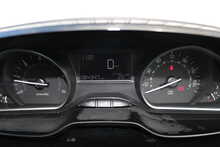Peugeot 208 BlueHDi Access