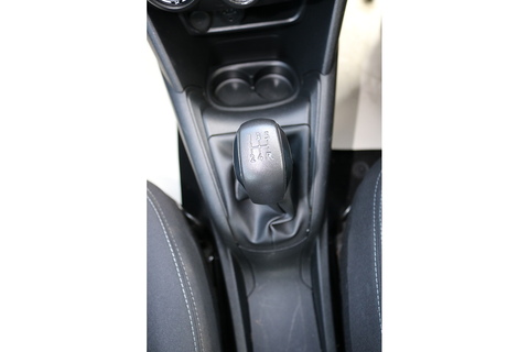 1.6 BlueHDi Access (a/c) Hatchback 5dr Diesel Manual Euro 6 (75 ps)