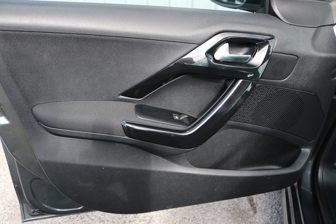 1.6 BlueHDi Access (a/c) Hatchback 5dr Diesel Manual Euro 6 (75 ps)