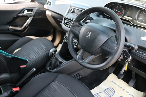 1.6 BlueHDi Access (a/c) Hatchback 5dr Diesel Manual Euro 6 (75 ps)