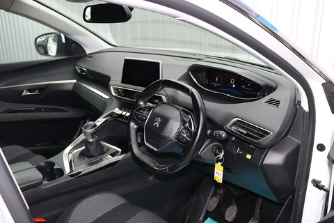 1.5 BlueHDi Active SUV 5dr Diesel Manual Euro 6 (s/s) (130 ps)