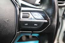 Peugeot 3008 BlueHDi Active