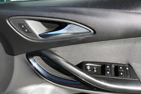 1.6i Turbo SRi Sports Tourer 5dr Petrol Manual Euro 6 (s/s) (200 ps)