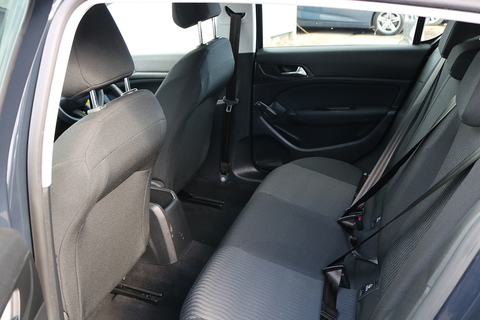 1.6 BlueHDi Access Hatchback 5dr Diesel Manual Euro 6 (s/s) (100 ps)