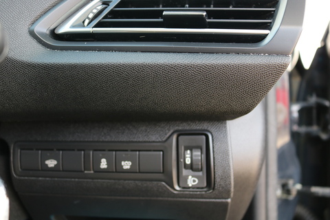 1.6 BlueHDi Access Hatchback 5dr Diesel Manual Euro 6 (s/s) (100 ps)