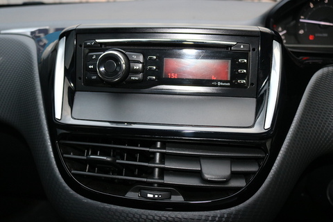 1.6 BlueHDi Access (a/c) Hatchback 5dr Diesel Manual Euro 6 (75 ps)