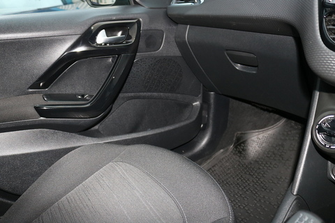 1.6 BlueHDi Access (a/c) Hatchback 5dr Diesel Manual Euro 6 (75 ps)