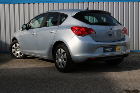 1.7 CDTi ecoFLEX ES Hatchback 5dr Diesel Manual Euro 5 (s/s) (110 ps)