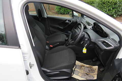 1.6 BlueHDi Access (a/c) Hatchback 5dr Diesel Manual Euro 6 (75 ps)