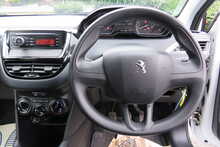 Peugeot 208 BlueHDi Access