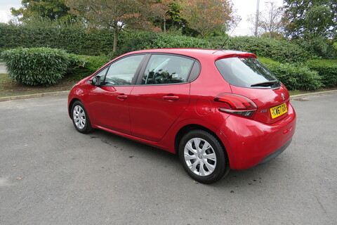 1.2 PureTech Access (a/c) Hatchback 5dr Petrol Manual Euro 6 (68 ps)