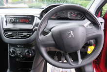 Peugeot 208 PureTech Access