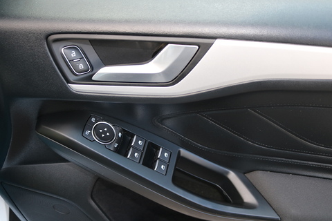 1.5 EcoBlue Zetec Estate 5dr Diesel Manual Euro 6 (s/s) (120 ps)