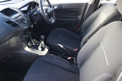 1.5 TDCi Style Hatchback 5dr Diesel Manual Euro 5 (75 ps)