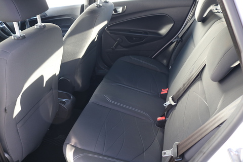 1.5 TDCi Style Hatchback 5dr Diesel Manual Euro 5 (75 ps)