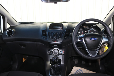 1.5 TDCi Style Hatchback 5dr Diesel Manual Euro 5 (75 ps)