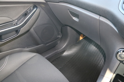 1.5 TDCi Style Hatchback 5dr Diesel Manual Euro 5 (75 ps)