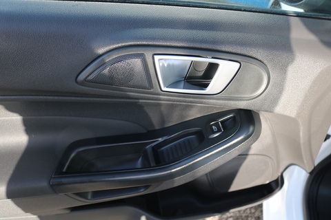 1.5 TDCi Style Hatchback 5dr Diesel Manual Euro 5 (75 ps)