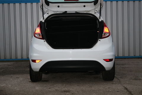 1.5 TDCi Style Hatchback 5dr Diesel Manual Euro 5 (75 ps)