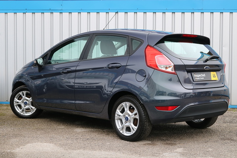 1.5 TDCi Style Hatchback 5dr Diesel Manual Euro 5 (75 ps)