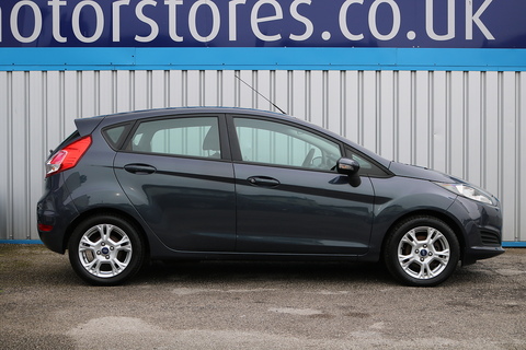 1.5 TDCi Style Hatchback 5dr Diesel Manual Euro 5 (75 ps)