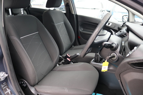 1.5 TDCi Style Hatchback 5dr Diesel Manual Euro 5 (75 ps)