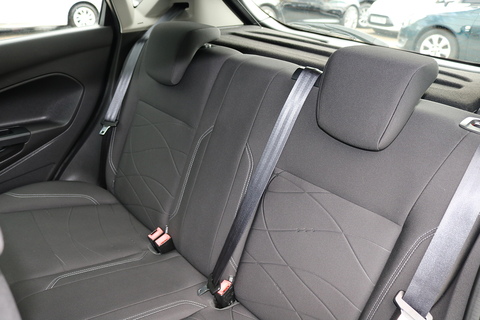 1.5 TDCi Style Hatchback 5dr Diesel Manual Euro 5 (75 ps)