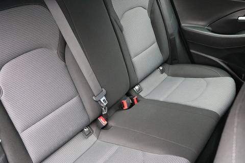 1.6 CRDi Blue Drive SE Hatchback 5dr Diesel Manual Euro 6 (s/s) (110 ps)