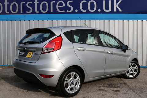 1.5 TDCi Style Hatchback 5dr Diesel Manual Euro 5 (75 ps)