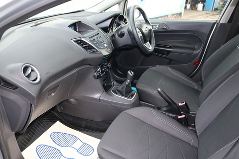 1.5 TDCi Style Hatchback 5dr Diesel Manual Euro 5 (75 ps)