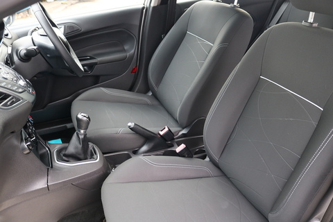 1.5 TDCi Style Hatchback 5dr Diesel Manual Euro 5 (75 ps)