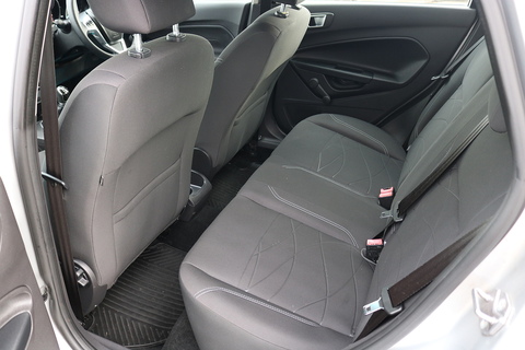 1.5 TDCi Style Hatchback 5dr Diesel Manual Euro 5 (75 ps)