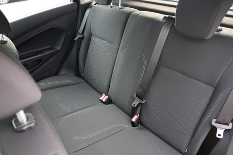 1.5 TDCi Style Hatchback 5dr Diesel Manual Euro 5 (75 ps)