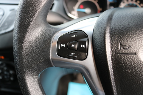 1.5 TDCi Style Hatchback 5dr Diesel Manual Euro 5 (75 ps)