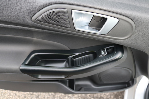 1.5 TDCi Style Hatchback 5dr Diesel Manual Euro 5 (75 ps)